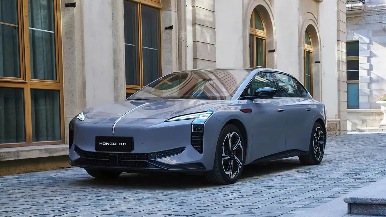Hongqi EH7, berline électrique — 655 km d'autonomie WLTP