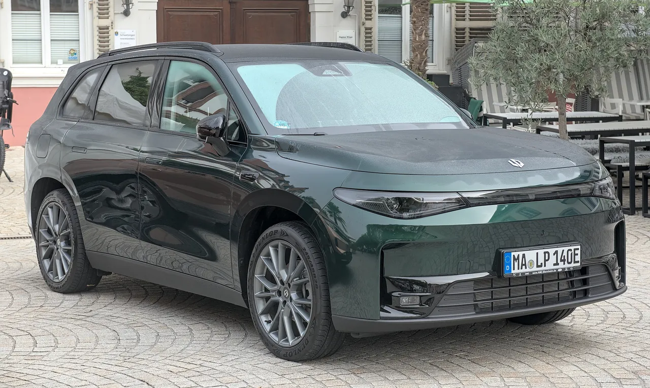 Leapmotor C10