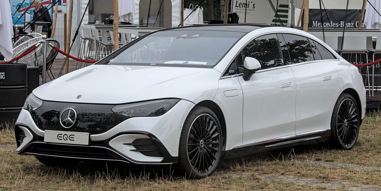 Mercedes-Benz EQE, berline électrique — 665 km d'autonomie WLTP, commercialisée au Maroc