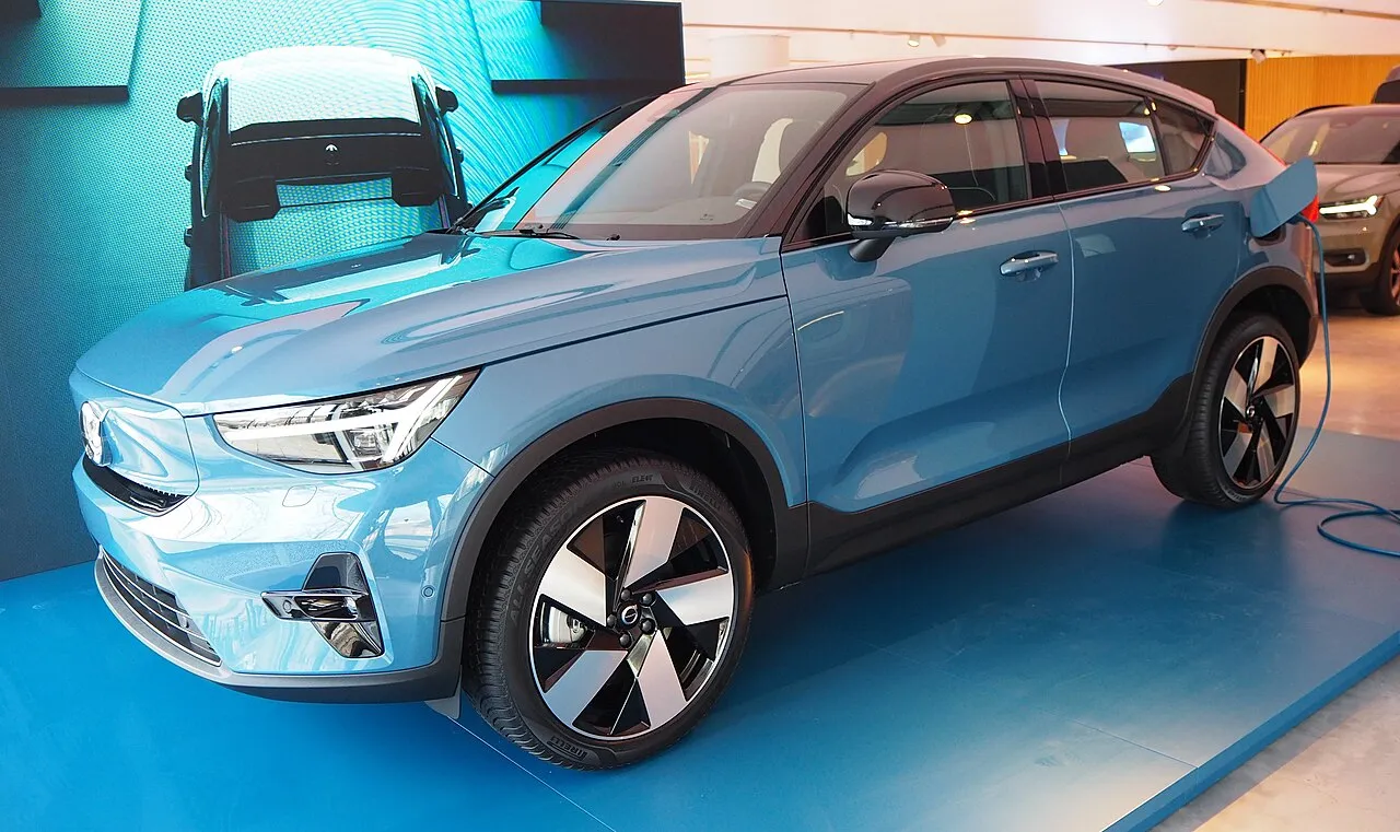 Volvo EC40, SUV électrique — 590 km d'autonomie WLTP