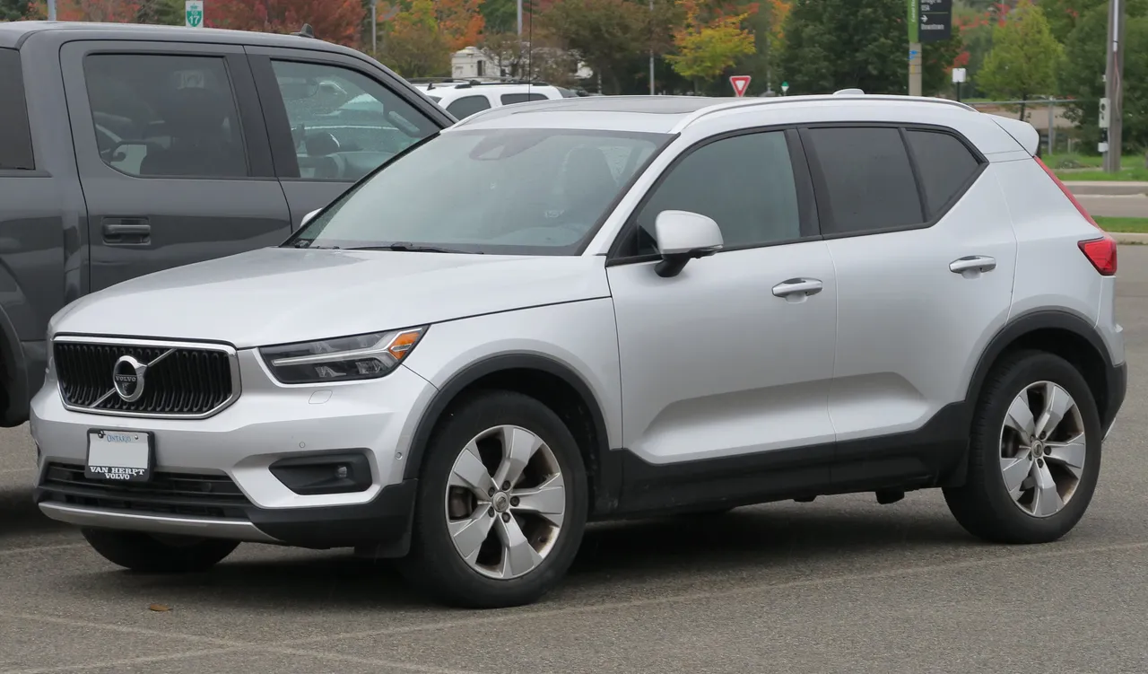 Volvo XC40 Recharge FWD, SUV électrique — 467 km d'autonomie WLTP
